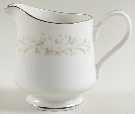 Larksong Creamer