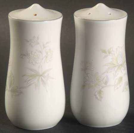 Trousseau Pepper Shaker