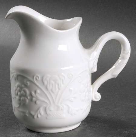 Renaissance Creamer