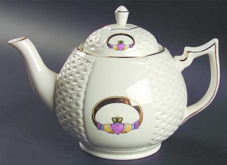 Claddagh Teapot & Lid