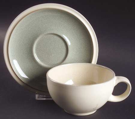 Energy Flat Cup & Saucer Set