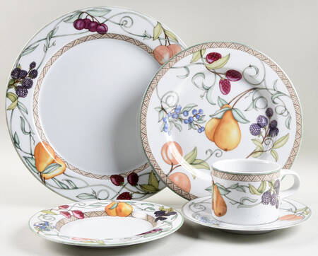 Umbrian Fruits 40 Piece Estate Set