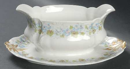 DEI150 Gravy Boat with Attached Underplate