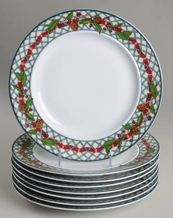 Nordic Holiday-Lattice, Ribbon&Berries Dinner Plate - Set of 8