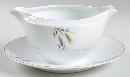 DWF6 Gravy Boat with Attached Underplate