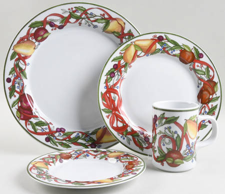 Holiday Harvest 32 Piece Estate Set
