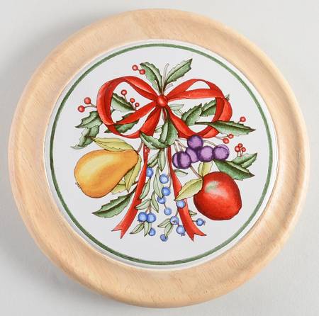 Holiday Harvest Round Wood Trivet