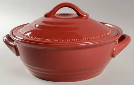 Craft Colors Rhubarb 2 Qt Round Covered Casserole