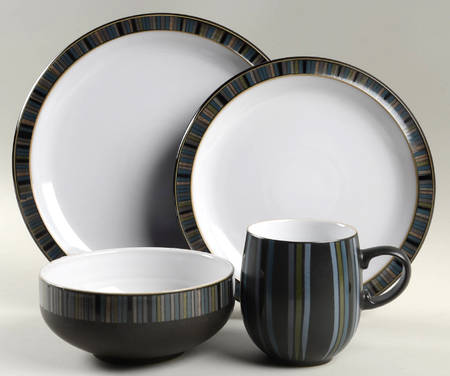 Jet Stripes 32  Piece Estate Set