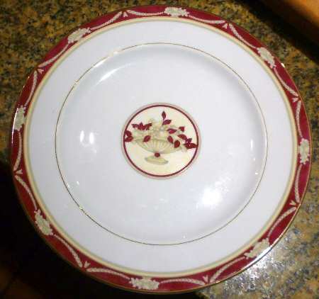 Amboise Red Salad Plate