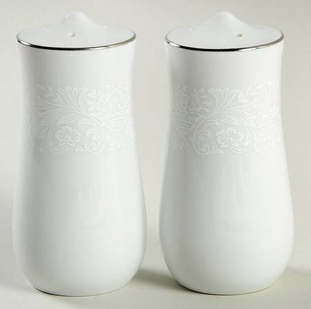 Lace Point Salt & Pepper Set