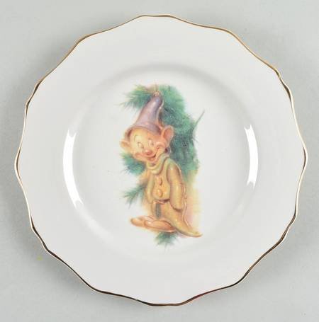 DIN7 Luncheon Plate