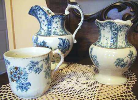 Fashoda Creamer by Dudson, Wilcox & Till