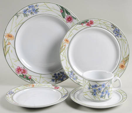 Cafe Floral 5 Piece Place Setting