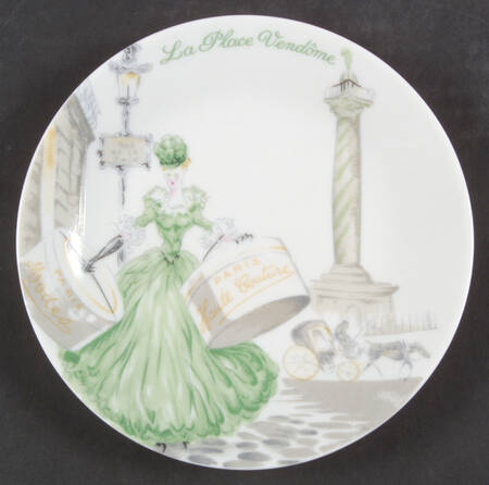 La Parisienne Green Canape Plate