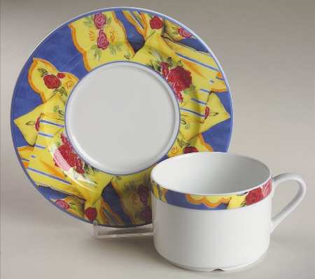 Chanticleer, The Flat Cup & Saucer Set
