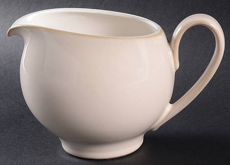 Natural Pearl 24 Oz Jug