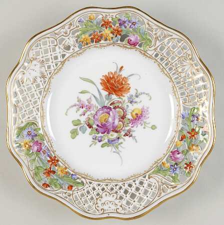 DRE102 Luncheon Plate
