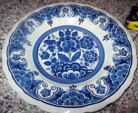 Delft's Blue by Distel