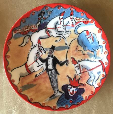 Le Cirque Canape Plate