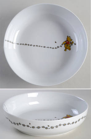 Winnie the Pooh Daisy Chain Individual Dinner Bowl