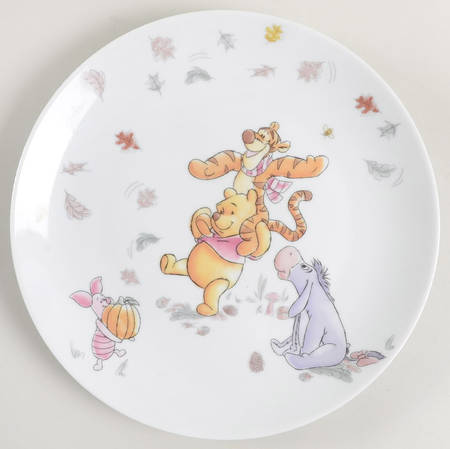 Winnie the Pooh Falling Leaves