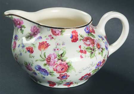 DORSET (CHEERY CHINTZ, GOLD TRIM) Creamer