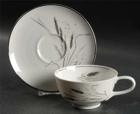 Kora Flat Cup & Saucer Set