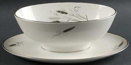 Kora Gravy Boat with Attached Underplate