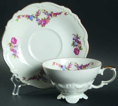 15620 Footed Cup & Saucer Set