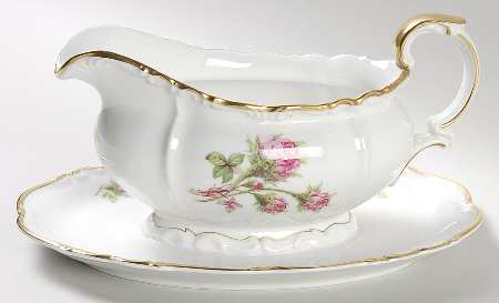 16793 Gravy Boat with Attached Underplate