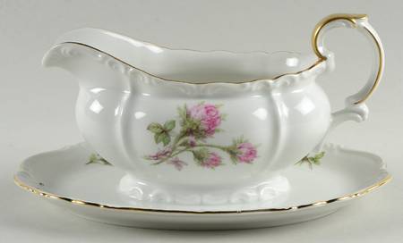 16793 Gravy Boat with Attached Underplate