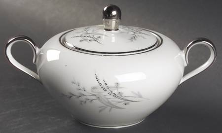 Fairfield Sugar Bowl & Lid
