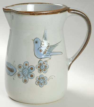 El Palomar Blue 38 Oz Pitcher