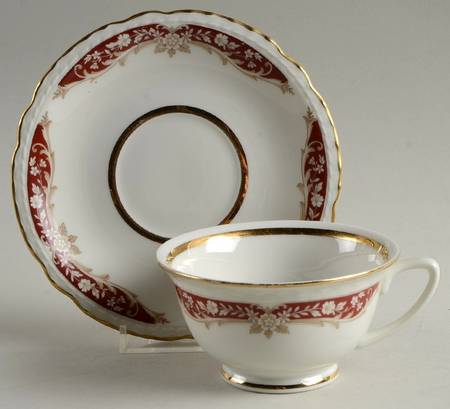 EMB20 (AMERICAN) Footed Cup & Saucer Set