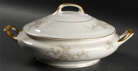 EMB8 (AMERICAN) Round Covered Vegetable