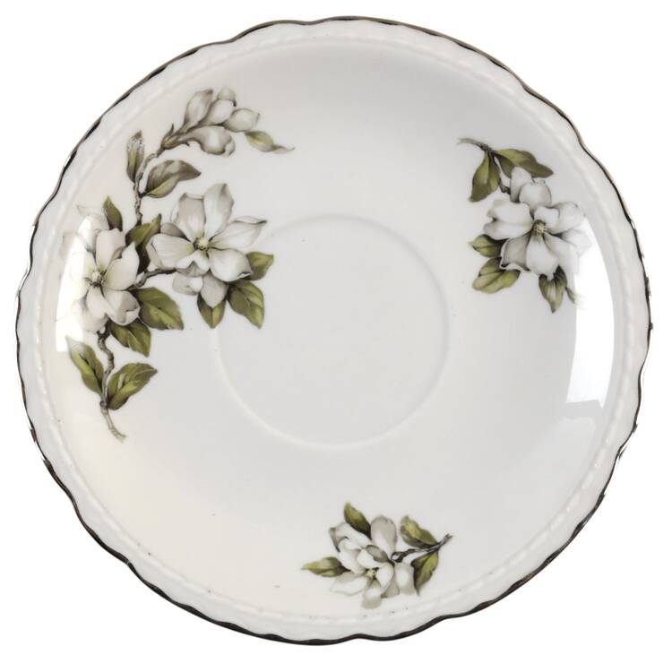 Silver Gardenia (Rim, Scalloped) Saucer
