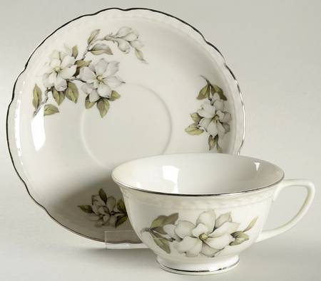 Silver Gardenia (Rim, Scalloped) Footed Cup & Saucer Set