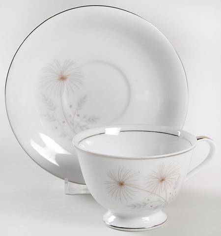Beaux Arts Footed Cup & Saucer Set