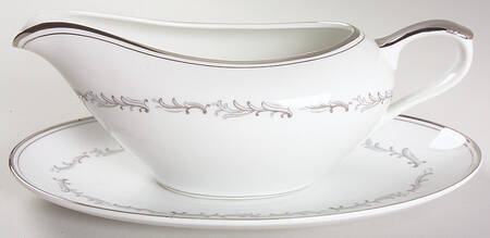 Celebration Gravy Boat & Underplate/Relish