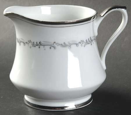 Celebration Creamer