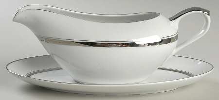 Crown Platinum Gravy Boat & Underplate/Relish