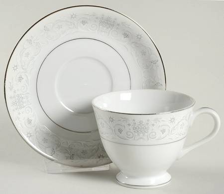 Damask Footed Cup & Saucer Set