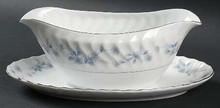 Delft Blue Gravy Boat with Attached Underplate