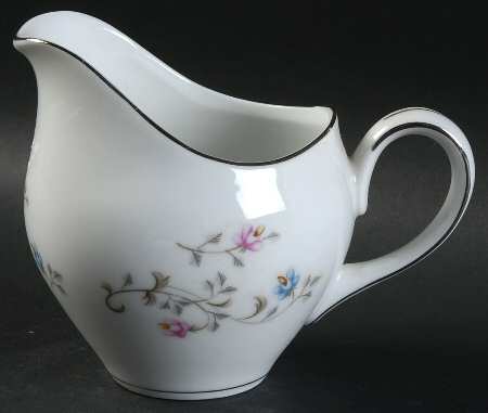 Flair (Japan)_ Creamer by Empress (Japan)