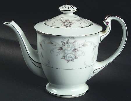 Fleurette Teapot & Lid