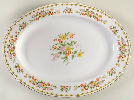Gaiety 14" Oval Serving Platter