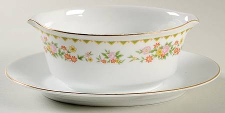 Gaiety Gravy Boat with Attached Underplate
