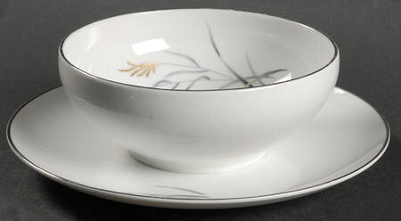 Golden Breeze Gravy Boat & Underplate