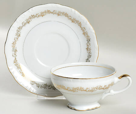 Golden Garland Footed Cup & Saucer Set